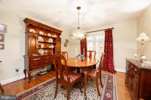 124 Russell Cir, Collegeville, PA 19426 - Photo 10