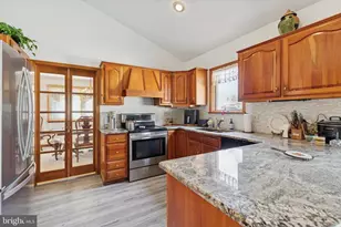 905 Selma St, Norristown, PA 19401 - Photo 12