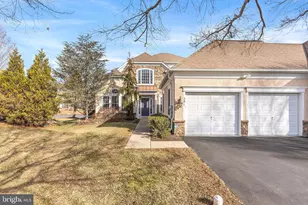 251 Goldenrod Dr, Upper Gwynedd, PA 19446 - Photo 4