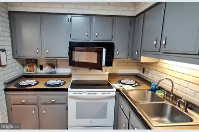 2008 Whitpain Hills, Blue Bell, PA 19422 - Photo 48