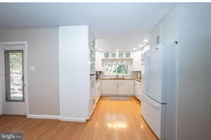 528 Wynlyn Rd, Wynnewood, PA 19096 - Photo 10