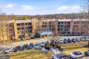 1637 Oakwood Dr, Narberth, PA 19072 - Photo 4