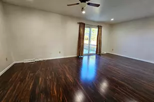 1103 Stoneham Cir, Hatfield, PA 19440 - Photo 10