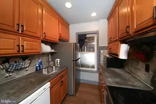 13 S 4th St, Souderton, PA 18964 - Photo 10