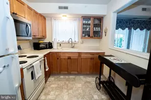 620 Manatawny St, Pottstown, PA 19464 - Photo 12