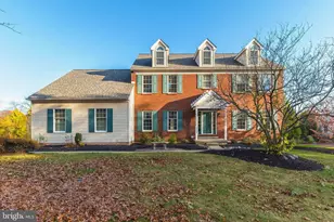 1348 Michael Way, Lansdale, PA 19446 - Photo 2