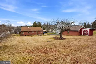 116 Green St, Green Lane, PA 18054 - Photo 30