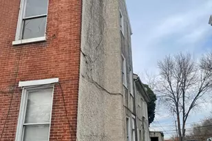 121 W Marshall St, Norristown, PA 19401 - Photo 2