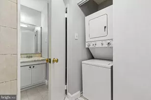 230 Holly Dr, King of Prussia, PA 19406 - Photo 12