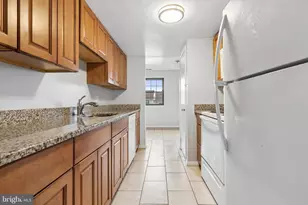 230 Holly Dr, King of Prussia, PA 19406 - Photo 4