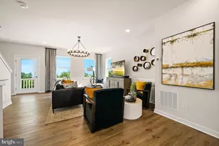 35 E Front St, Bridgeport, PA 19405 - Photo 12