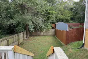 319 Grant St, Pottstown, PA 19464 - Photo 14