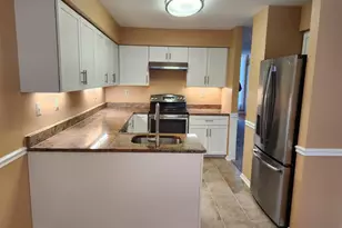 449 Oakmont Ct, Harleysville, PA 19438 - Photo 4