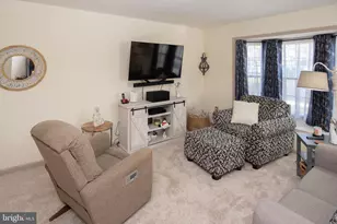 101 Cherrywood Ct, Pottstown, PA 19464 - Photo 4