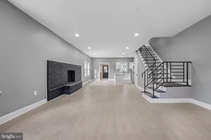 523 W Glenside Ave, Glenside, PA 19038 - Photo 2