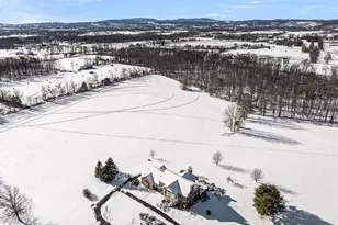 220 Sassamansville Rd, Gilbertsville, PA 19525 - Photo 4