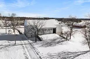 220 Sassamansville Rd, Gilbertsville, PA 19525 - Photo 8