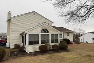 340 Estate Rd, Boyertown, PA 19512 - Photo 2