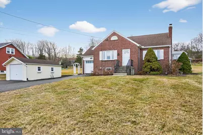 1361 N State Street, Pottstown, PA 19464 - Photo 4