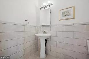 227 Milton Ave, Horsham, PA 19044 - Photo 8