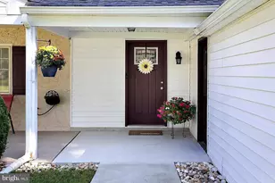 336 Hillside Rd, King of Prussia, PA 19406 - Photo 2