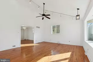 2643 Phipps Ave, Willow Grove, PA 19090 - Photo 2