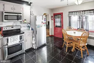 1212 E Philadelphia Ave, Gilbertsville, PA 19525 - Photo 6