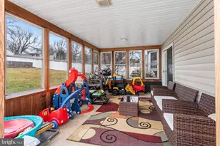 241 W Diamond St, Souderton, PA 18964 - Photo 12