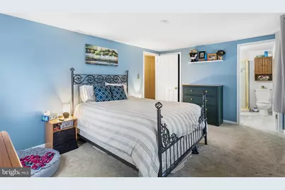 241 W Diamond Street, Souderton, PA 18964 - Photo 32