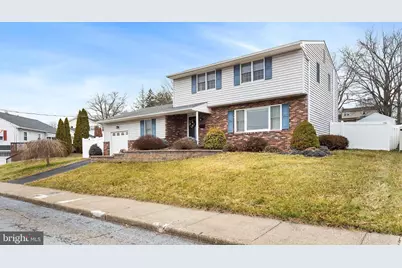 241 W Diamond Street, Souderton, PA 18964 - Photo 8