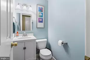 241 W Diamond St, Souderton, PA 18964 - Photo 22