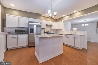 406 E Hector Street, Conshohocken, PA 19428 - Photo 2