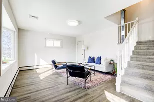 111 Everett Ave, Willow Grove, PA 19090 - Photo 2