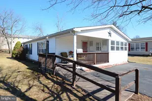 640 Apple St, Red Hill, PA 18076 - Photo 1