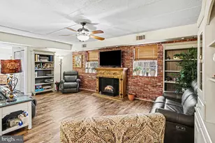 177 Woodstream Dr, Norristown, PA 19403 - Photo 6