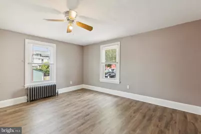 731 W Lafayette Street, Norristown, PA 19401 - Photo 4