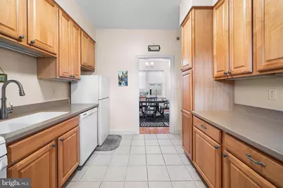 237 N Essex Avenue, Narberth, PA 19072 - Photo 6