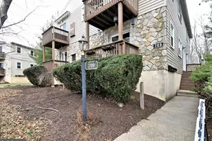 709 Willow St, Lansdale, PA 19446 - Photo 4