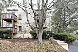 709 Willow St, Lansdale, PA 19446 - Photo 2