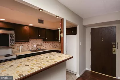 10512 Valley Forge Circle #512, King of Prussia, PA 19406 - Photo 8