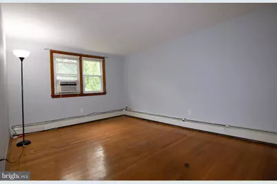 708 Carmen Drive #APT B, Norristown, PA 19401 - Photo 6