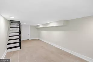 378 E Elm St, Conshohocken, PA 19428 - Photo 34