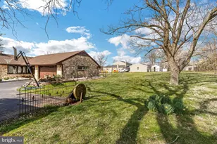 512 Elizabeth Dr, Eagleville, PA 19403 - Photo 32