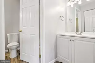 2402 Walnut Ridge Estate, Pottstown, PA 19464 - Photo 18