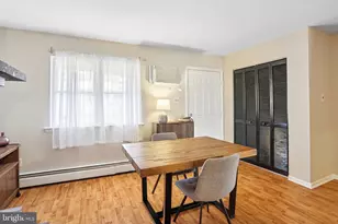 2402 Walnut Ridge Estate, Pottstown, PA 19464 - Photo 4