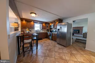 128 Pleasant Rd, Plymouth Meeting, PA 19462 - Photo 10