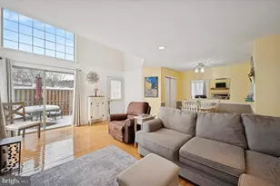 11 Brookside Ct, Horsham, PA 19044 - Photo 6