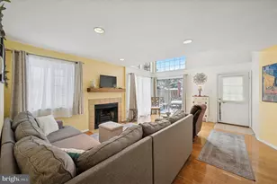 11 Brookside Ct, Horsham, PA 19044 - Photo 8