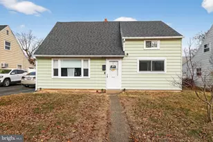 313 W Walnut St, Pottstown, PA 19464 - Photo 1