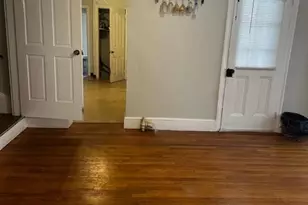 335 Chestnut St, Pottstown, PA 19464 - Photo 2